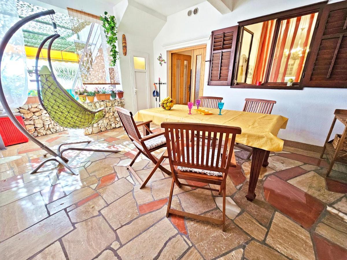 Apartments Tempera By The Beach Split Exterior photo