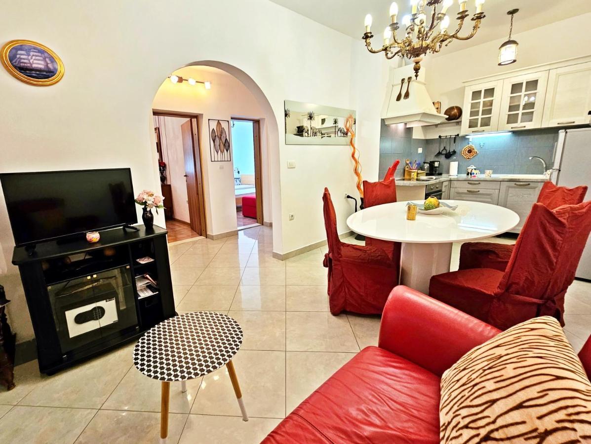 Apartments Tempera By The Beach Split Exterior photo