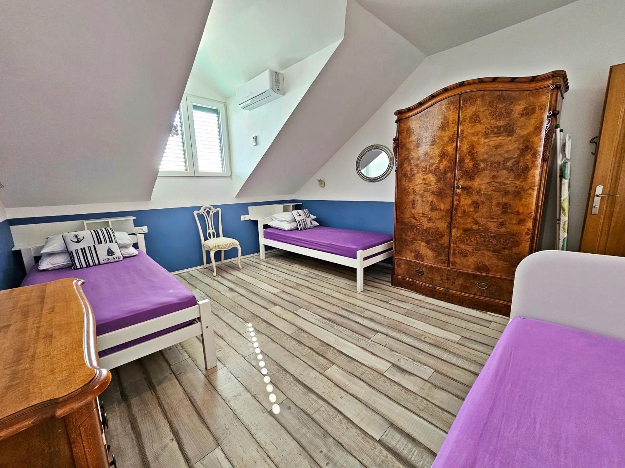 Apartments Tempera By The Beach Split Room photo