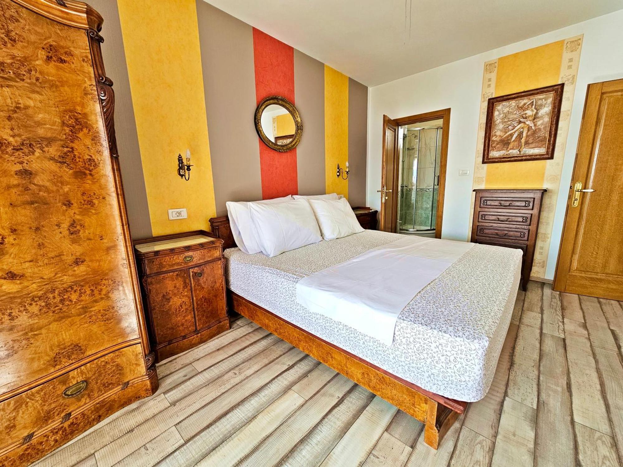 Apartments Tempera By The Beach Split Room photo